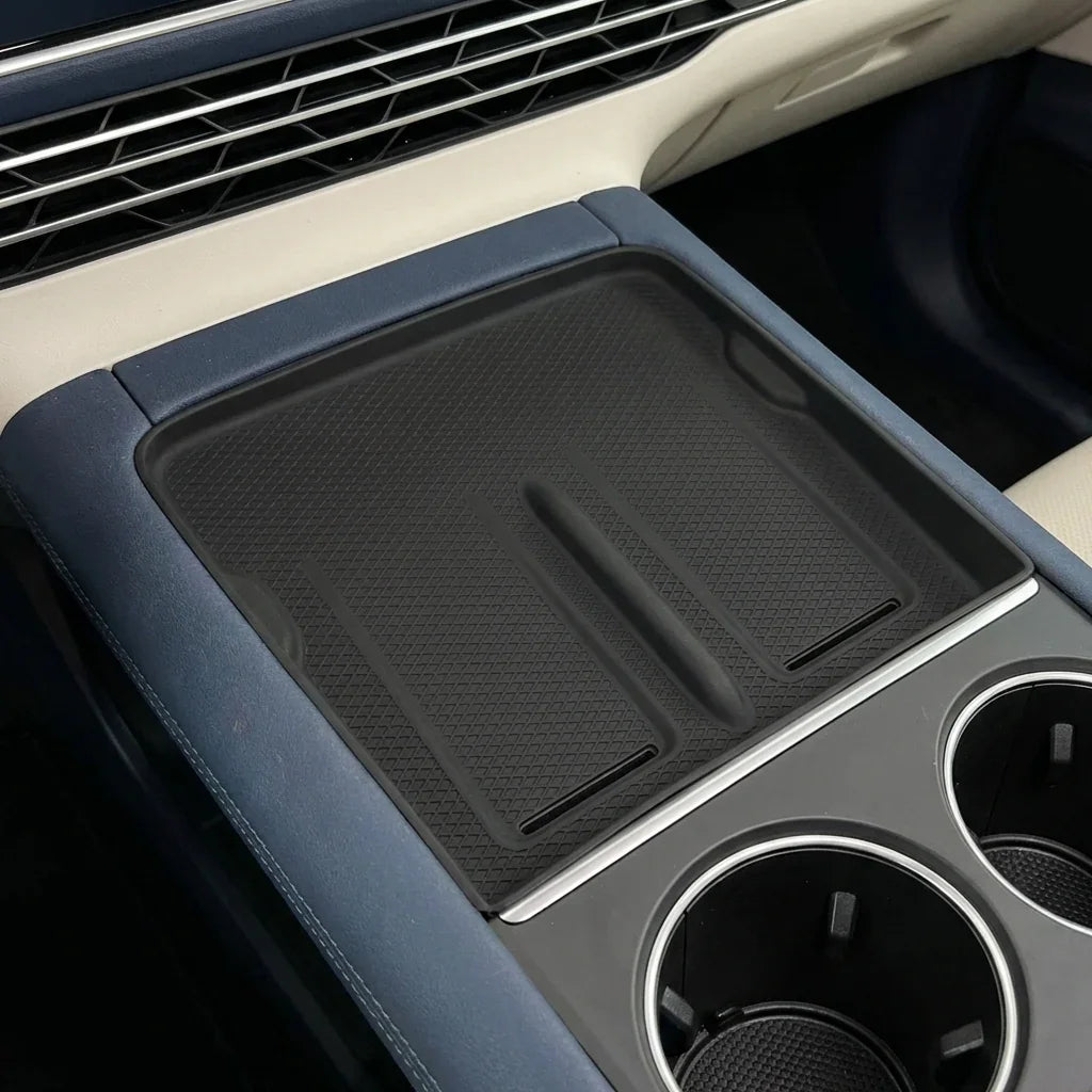 XPENG G6 Non-Slip Centre Console Phone Tray Mat