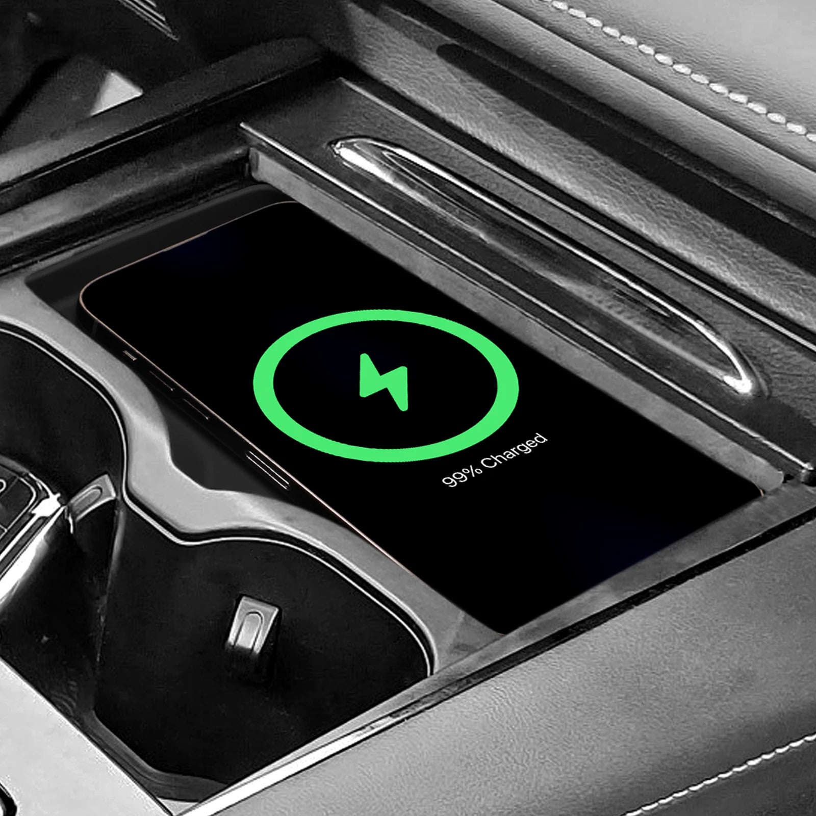 Omoda 5 EV Wireless Charging Pad Non-Slip Mat (2024–2025)