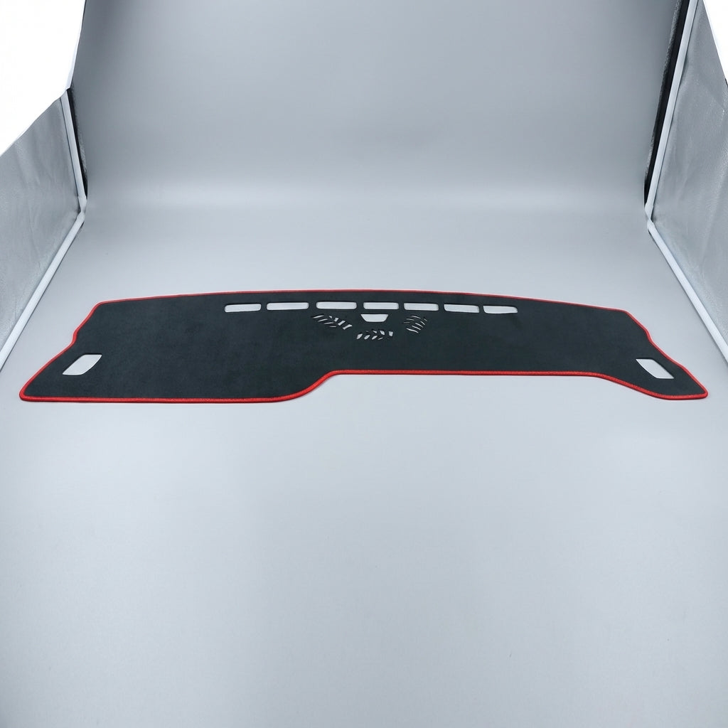 Omoda 5 Dashboard Cover Sun Shade Mat (2022–2025)