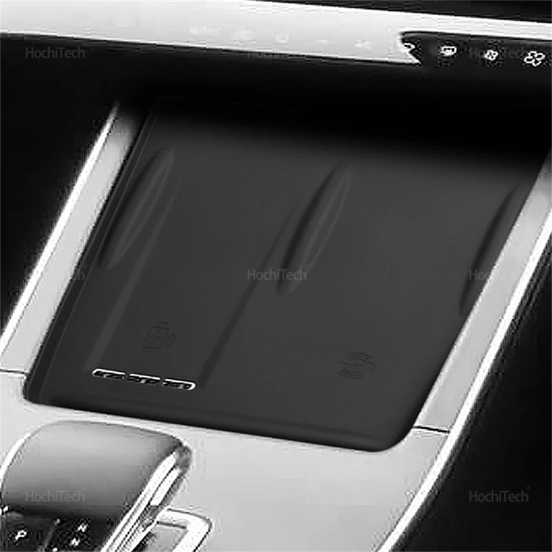 Omoda 5 Wireless Charging Mat (2022–2025)